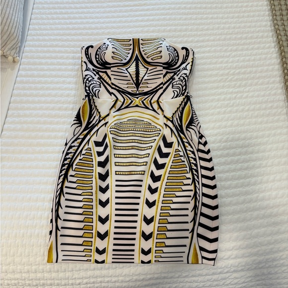 Geometric Patterned Dress - Picture 1 of 3